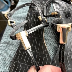 Tory Burch T  patent leather wedges size 10M